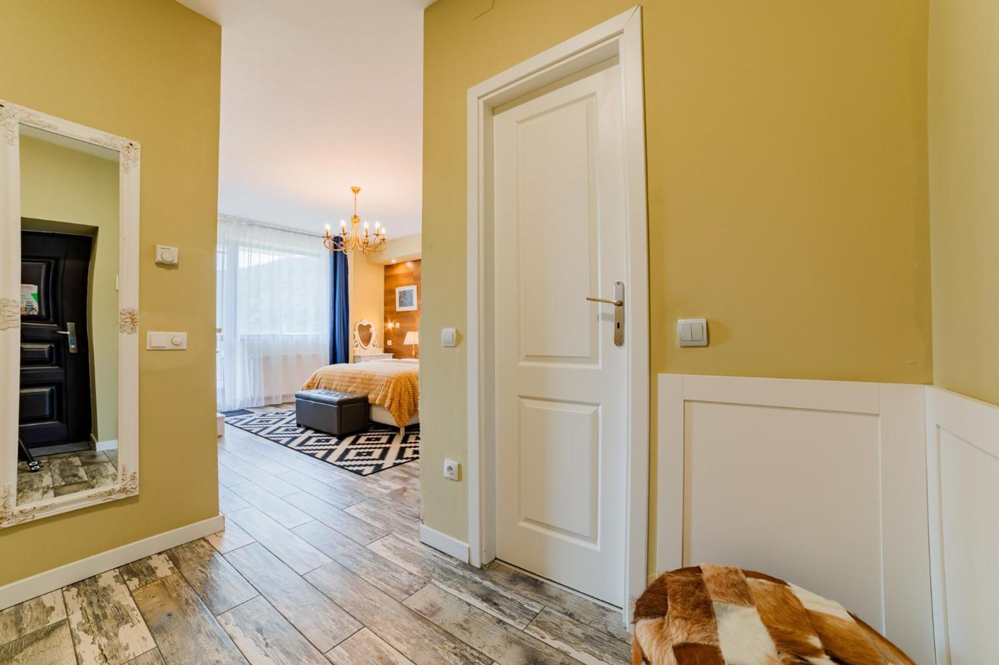 Romantic Jacuzzi Chic Apartment Sinaia Zewnętrze zdjęcie